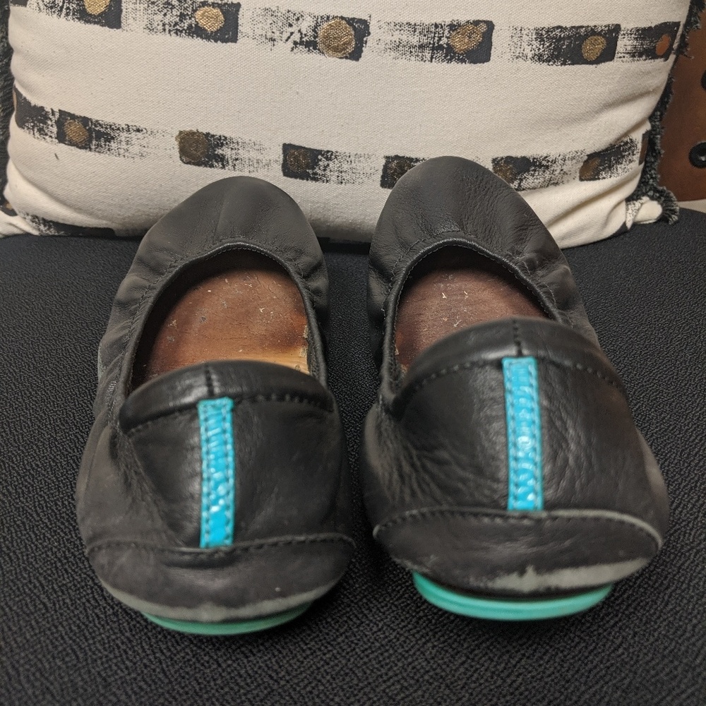 Black Tieks